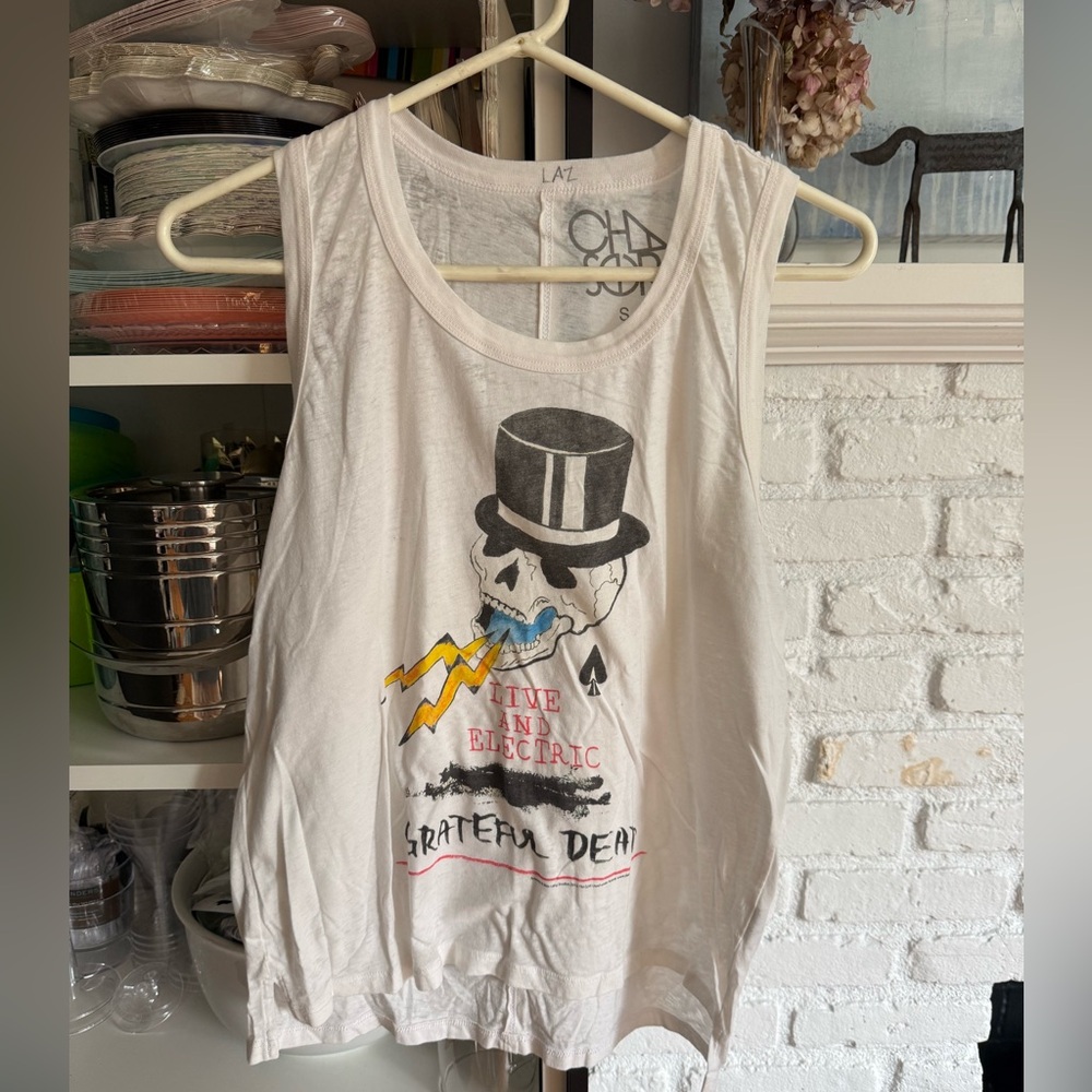 White Graphic Tank Top with Skull & Top Hat Design